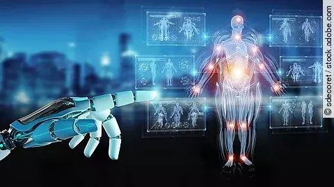 Eine Roboterhand zeigt auf die Projektion einer Grafik in Form eines Skeletts wie aus einem Röntgenbild