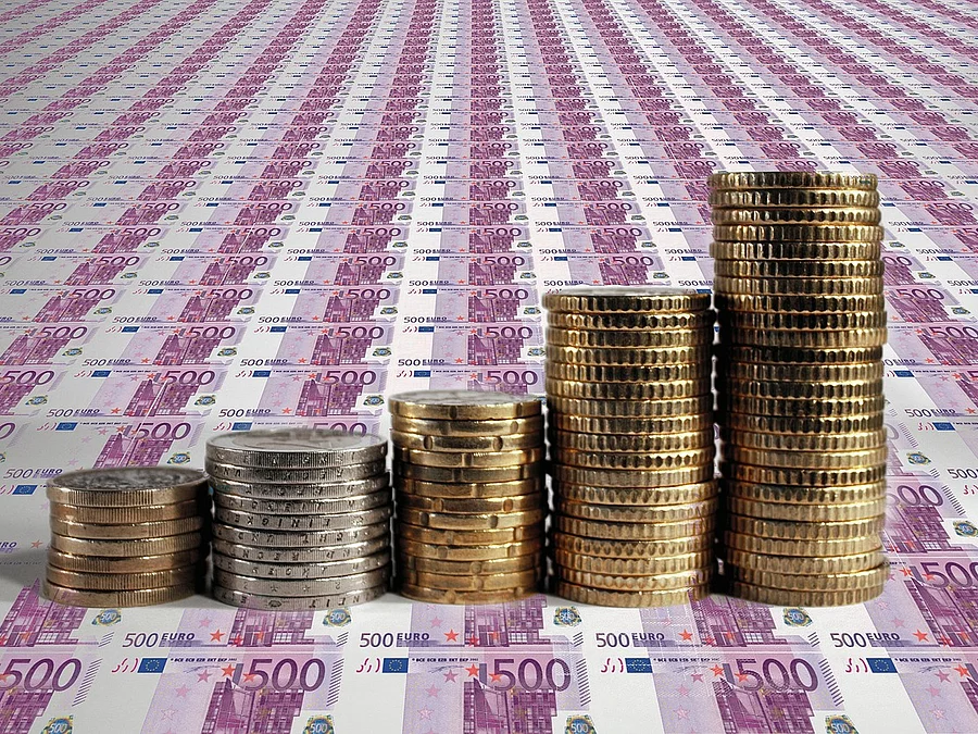 Euroscheine und -münzen
