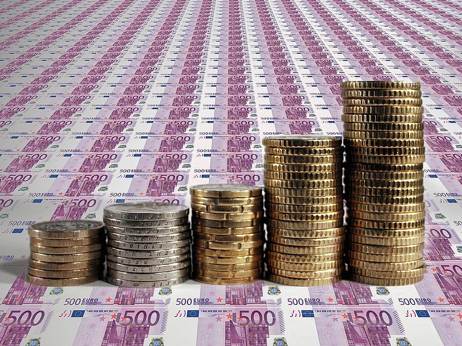 Euroscheine und -münzen