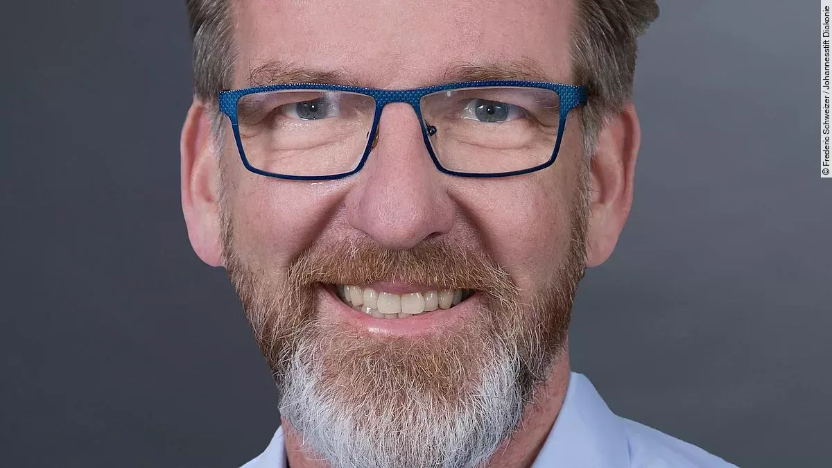 Dr. Matthias Albrecht Dr. Matthias Albrecht