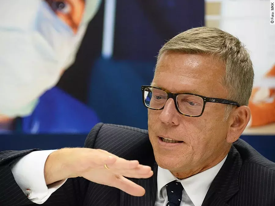 Dr. Olaf Bornemeier, Mühlenkreiskliniken