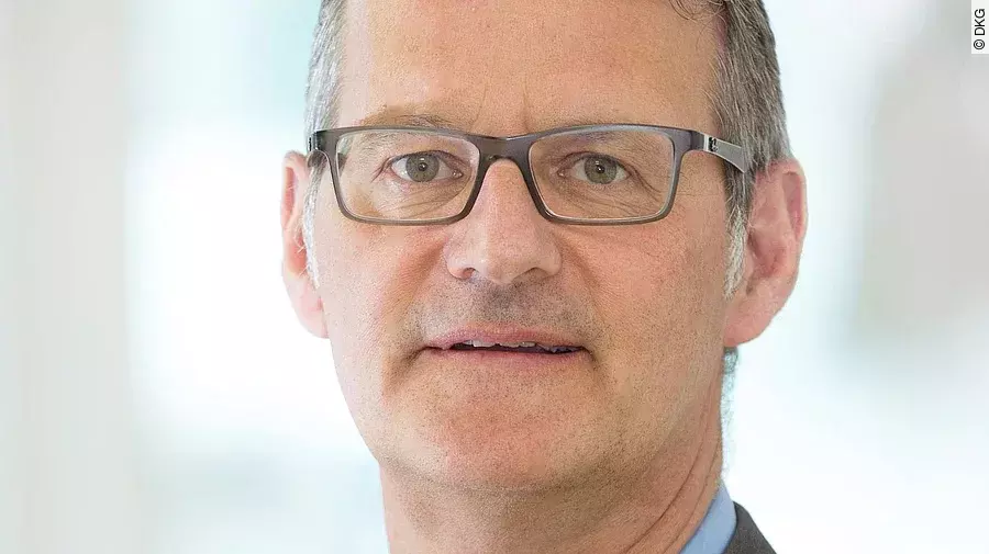 Dr. Gerald Gaß Dr. Gerald Gaß