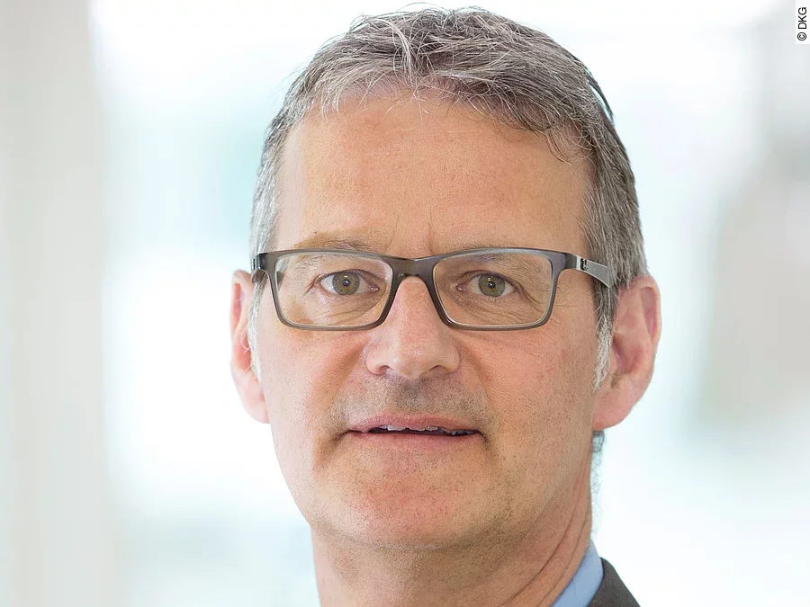 Dr. Gerald Gaß Dr. Gerald Gaß