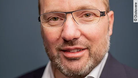 Dr. Christian Unzicker