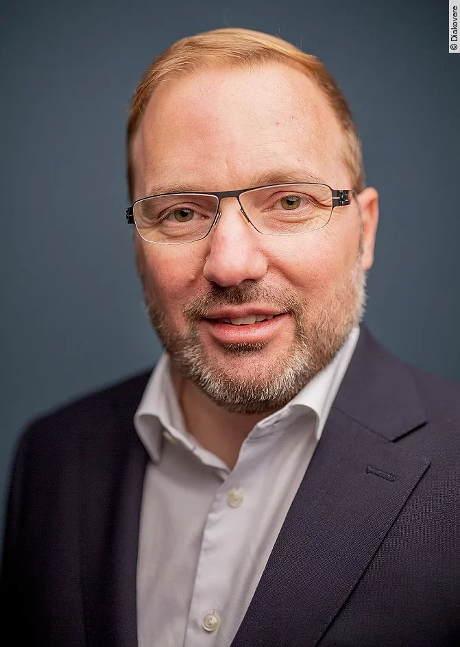 Dr. Christian Unzicker