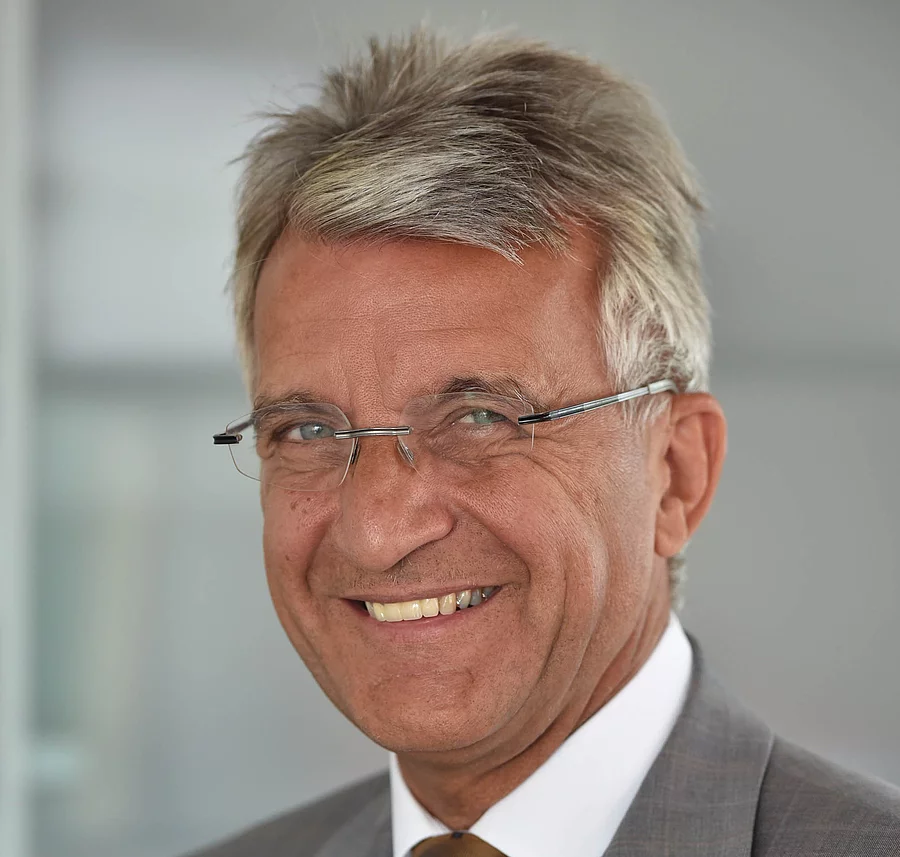 Günter Peters