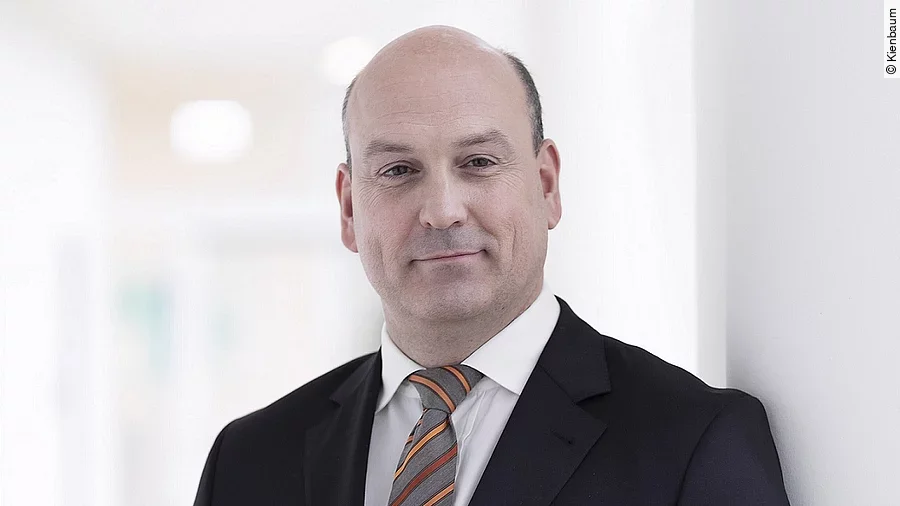 Florian Wenzel-Hazelzet Florian Wenzel-Hazelzet