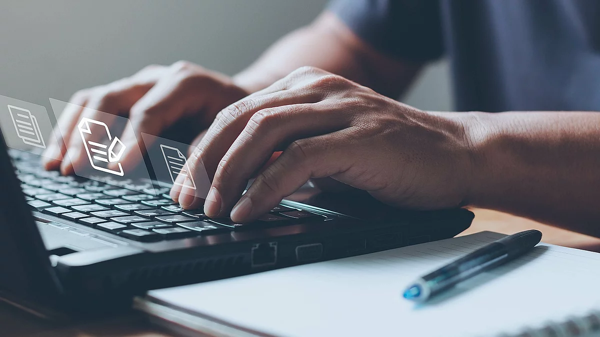 Arbeit am Laptop Arbeit am Laptop