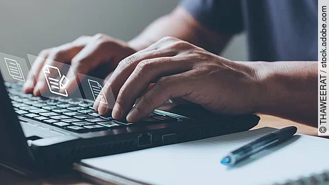 Arbeit am Laptop Arbeit am Laptop