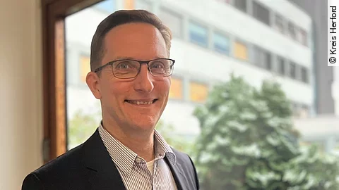 Dr. Andreas Schroeder