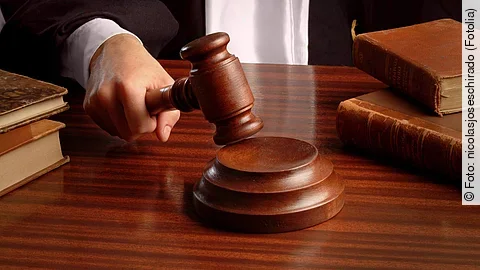 bundesgerichtshof, richter, hammer, robbe (Supertop)