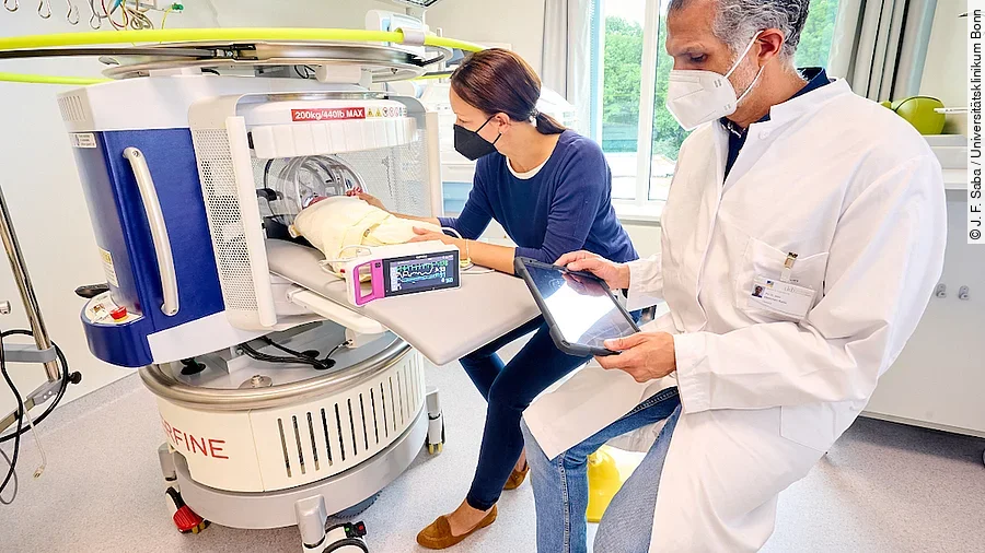 Mobiles MRT, UKB, Dr. Hemmen Sabir