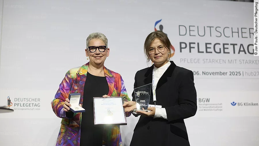 Christine Vogler und Cagla Kurtçu Christine Vogler und Cagla Kurtçu