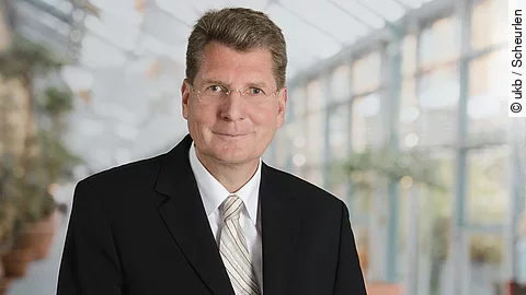 Prof. Dr. Axel Ekkernkamp