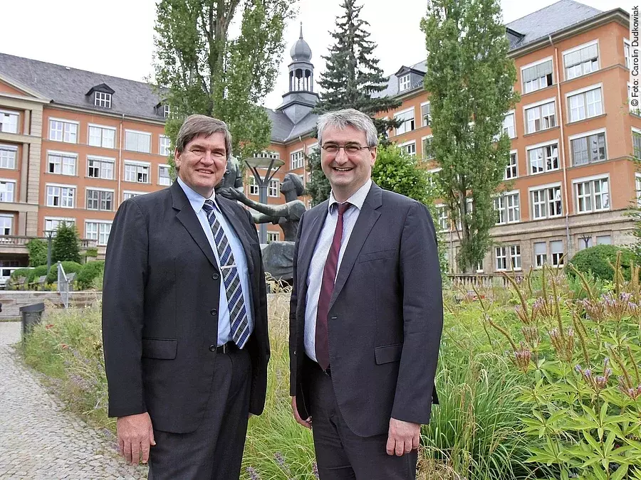 Wolfram und Weigel, Thüringen-Kliniken