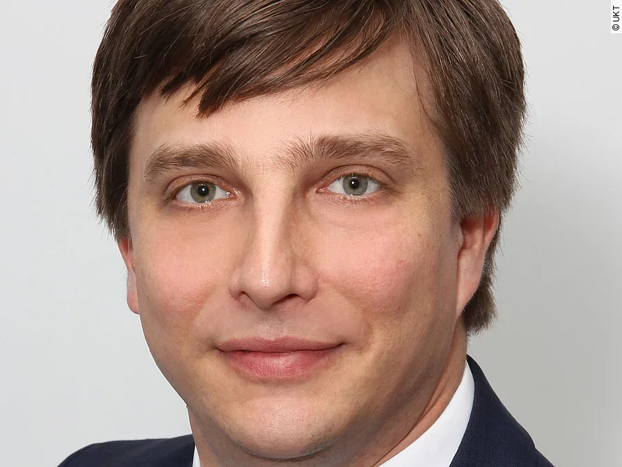 Dr. Dr. Martin Holderried Dr. Dr. Martin Holderried