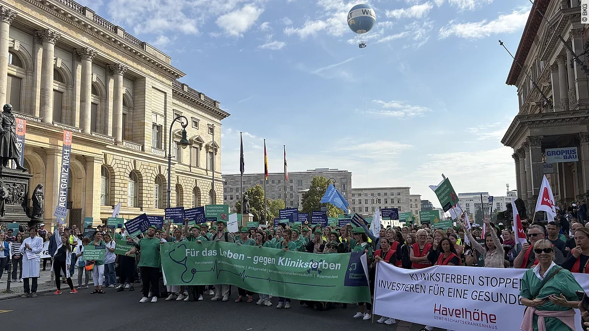Klinikprotest in Berlin vor dem Abgeordnetenhaus am 10.09.2025