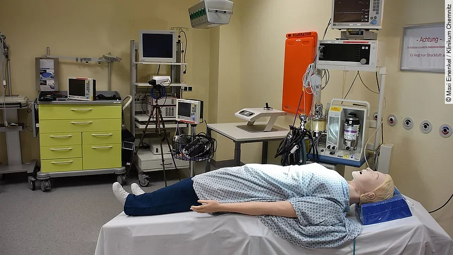 Übungsraum im Skills Lab Übungsraum im Skills Lab