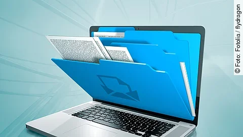 Computer, Patientenportal laptop with folders on the screen