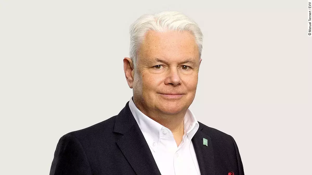 Dr. Sven Ulrich Langner