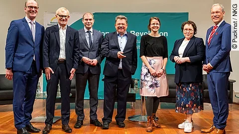 NKG Podiumsdiskussion NKG Podiumsdiskussion