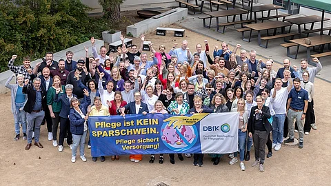 DBfK-Resolution Pflege ist kein Sparschwein 