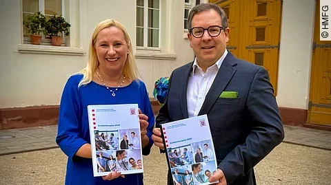 Diana Stolz und Prof. Christian Höftberger