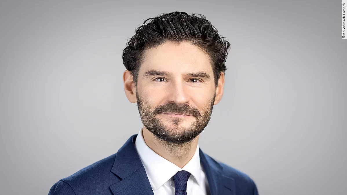 Dr. Fabian Hempel Dr. Fabian Hempel