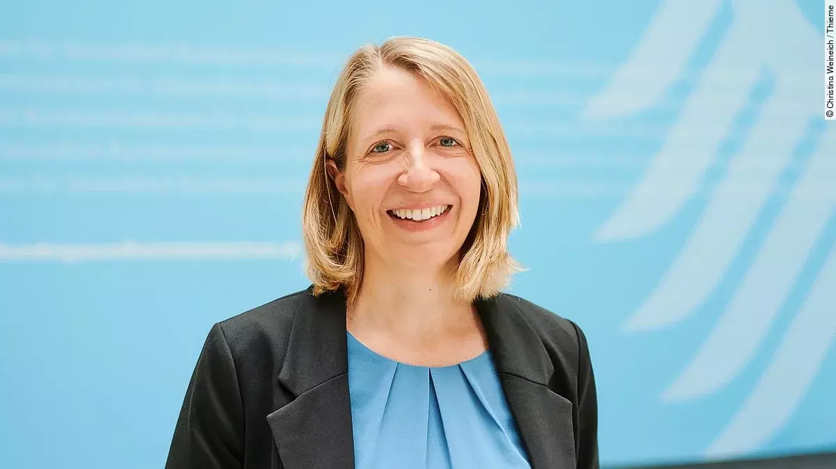 Dr. Susanne Ozegowski