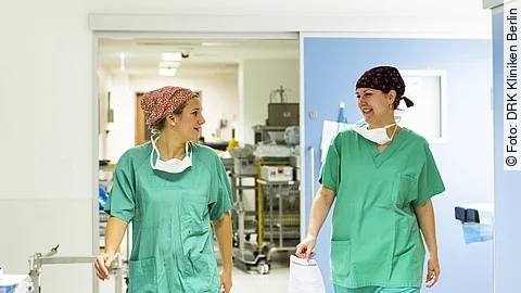 Pflegemitarbeiter, DRK Kliniken Berlin Pflegemitarbeiter, DRK Kliniken Berlin