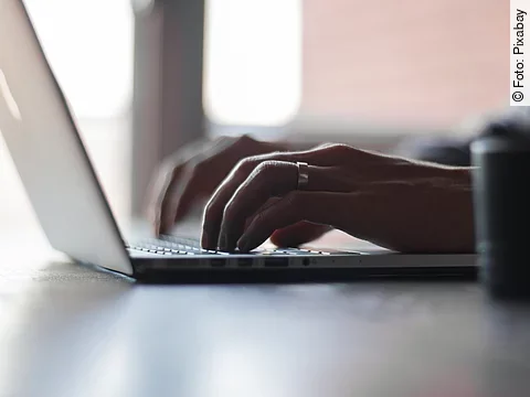 Schreiben auf Tastatur