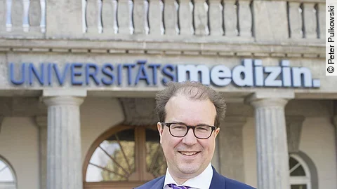 PD Dr. Christian Elsner