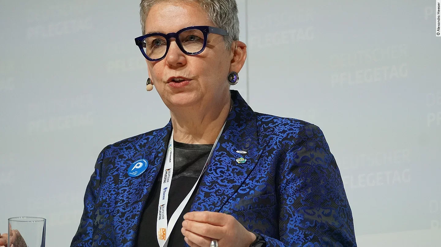 Christine Vogler Christine Vogler