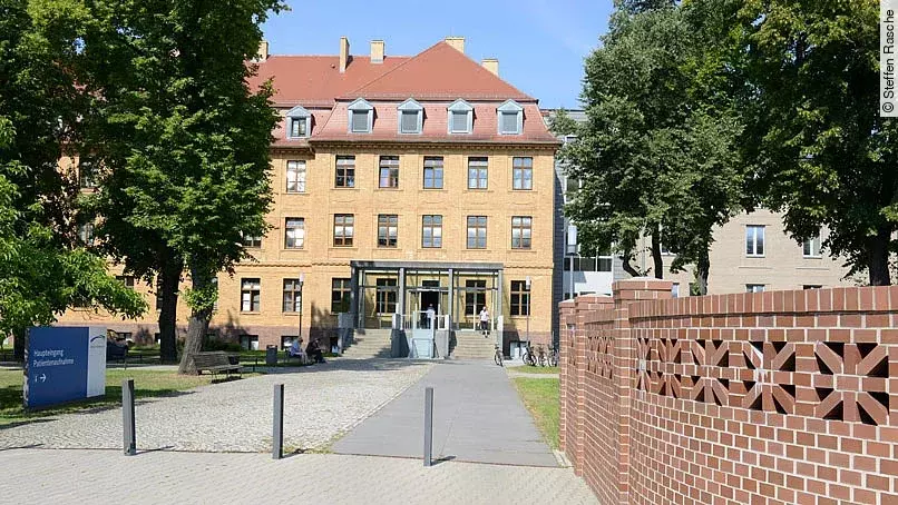 Klinikum Niederlausitz Klinikstandort Senftenberg Klinikum Niederlausitz Klinikstandort Senftenberg