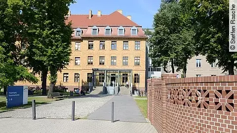 Klinikum Niederlausitz Klinikstandort Senftenberg Klinikum Niederlausitz Klinikstandort Senftenberg