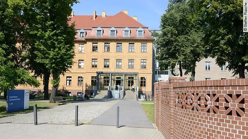 Klinikum Niederlausitz Klinikstandort Senftenberg Klinikum Niederlausitz Klinikstandort Senftenberg