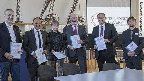 Von links: Boris Altrichter, Prof. Karim Ibrahim, Dr. Britt Scholz, Dr. Thomas Ketteler, Sven Spenke, Dr. Danny Scheithauer