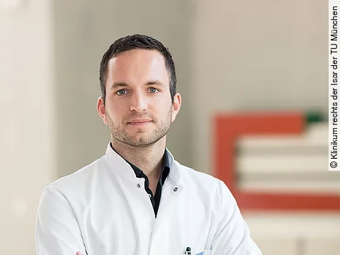 Dr. Christoph Spinner