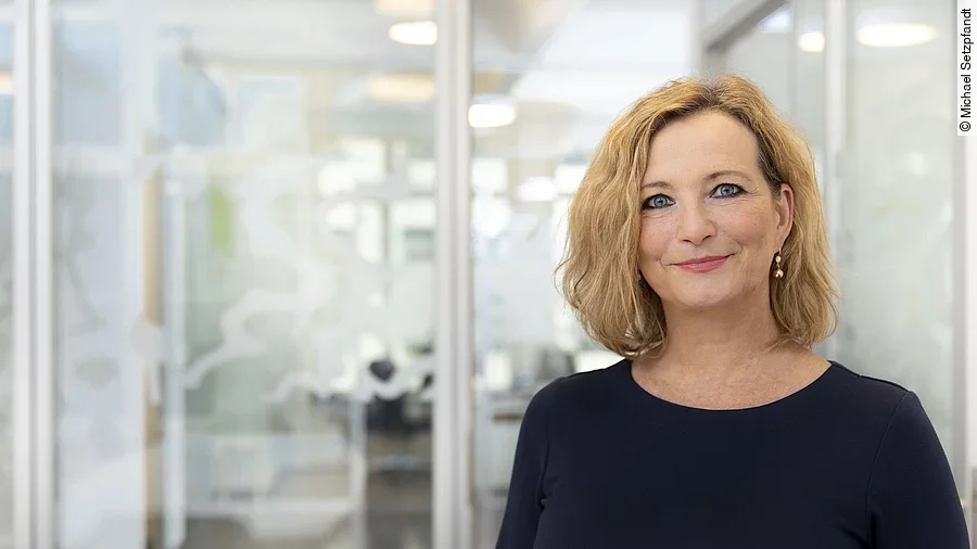 Prof. Dr. Petra Bendel Prof. Dr. Petra Bendel