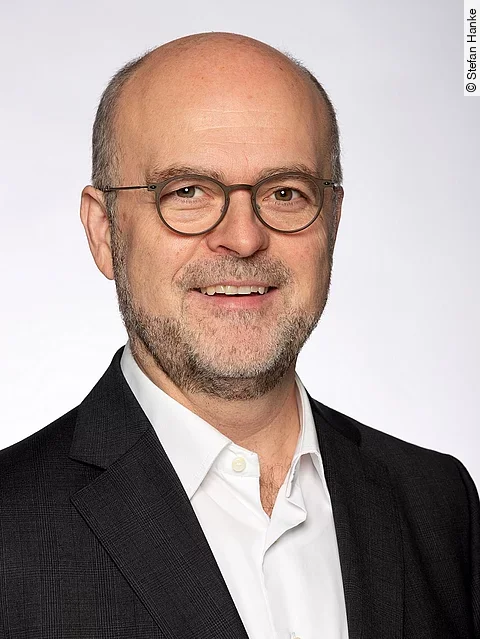 Dr. Thomas Koch Dr. Thomas Koch