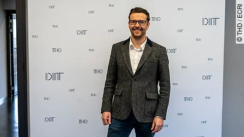 Prof. Dominik Böhler Prof. Dominik Böhler