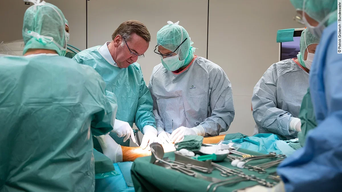 Boris Pistorius beim Sanitätsdienst der Bundeswehr