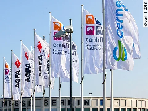 conhIT 2018 - Eingang Süd 