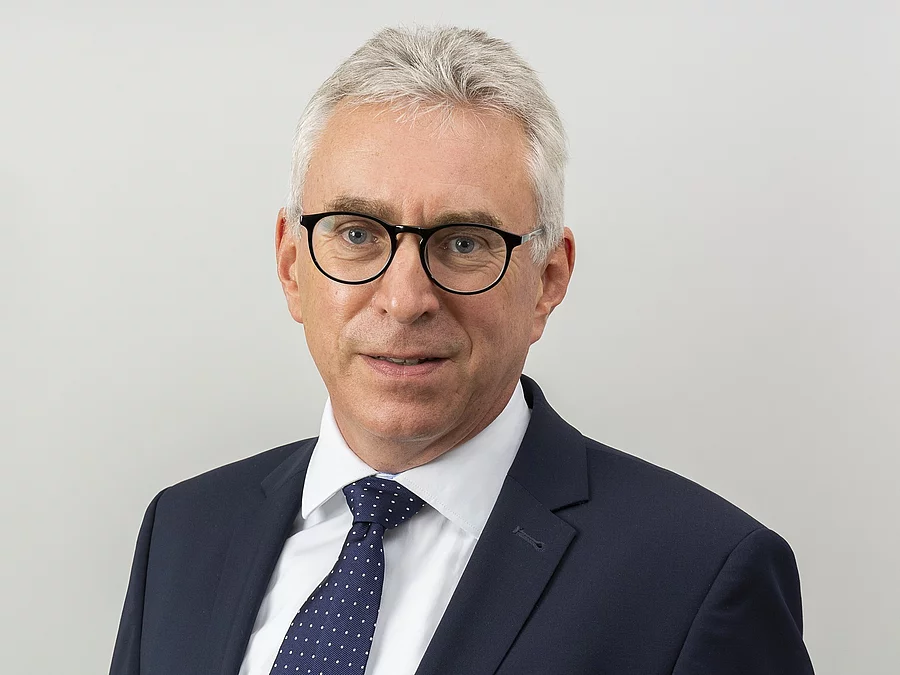 Prof. Dr. Hans-Georg Bone