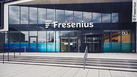 Eingangsbereich der Fresenius-Konzernzentrale in Bad Homburg
